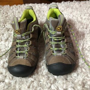 Women’s Keen Hiking Shoes